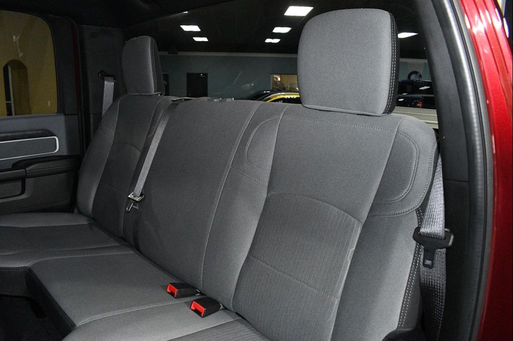 صورة مصغرة 17 لـ 2022 RAM 2500 BIG HORN CREW CAB 4X4 6'4' BOX