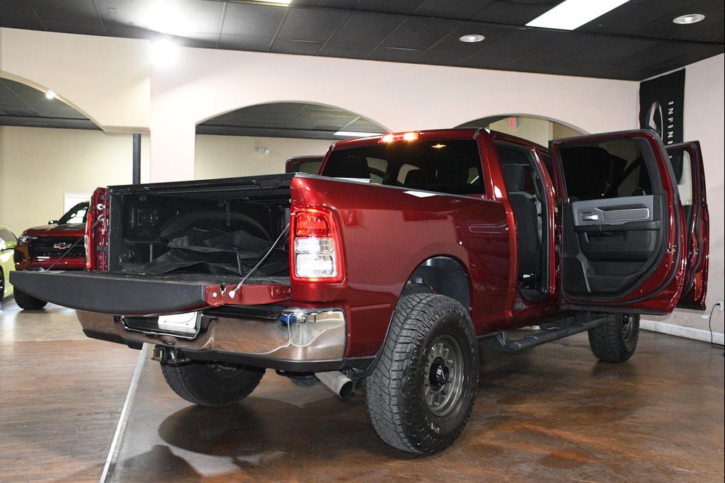 صورة مصغرة 91 لـ 2022 RAM 2500 BIG HORN CREW CAB 4X4 6'4' BOX