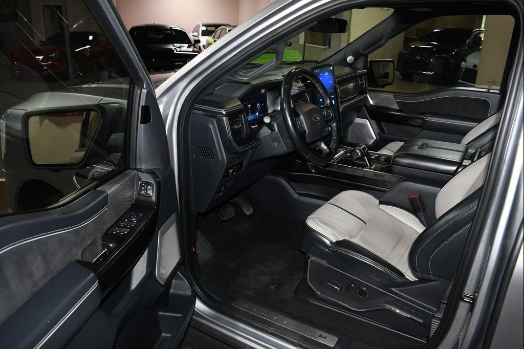 2023 FORD F-150 LIGHTNING PLATINUM 缩略图 45