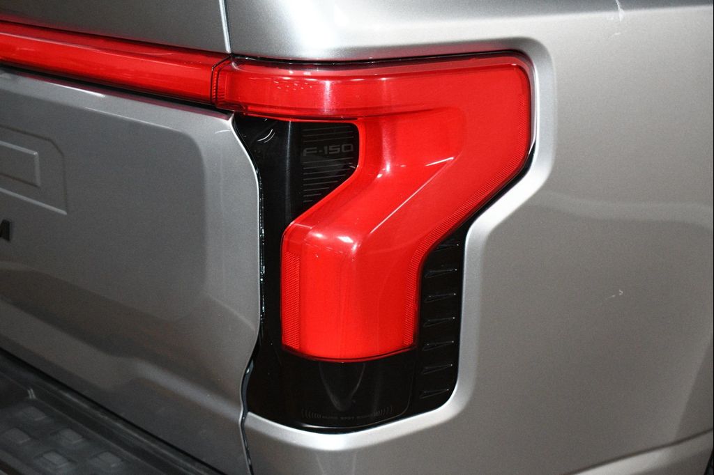 2023 FORD F-150 LIGHTNING PLATINUM 缩略图 59
