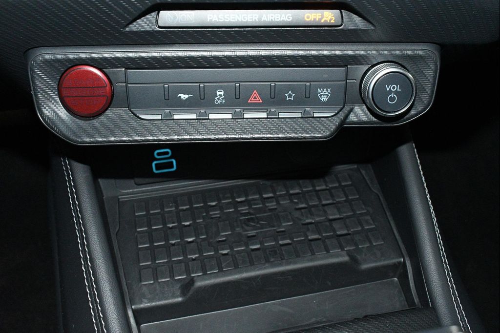 صورة مصغرة 36 لـ 2024 FORD MUSTANG GT PREMIUM