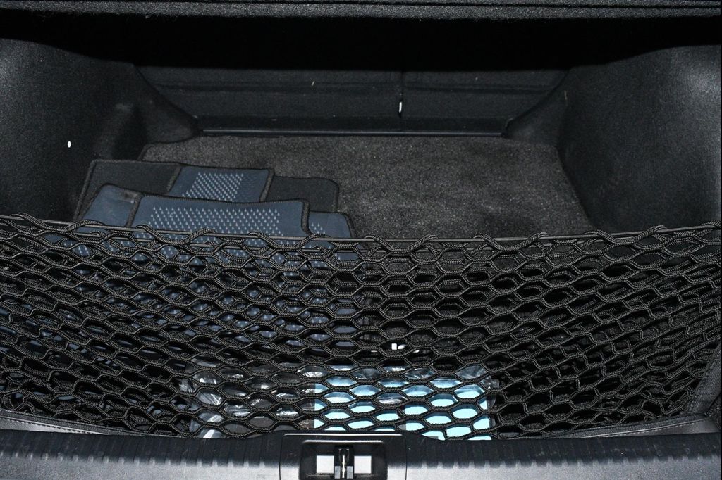 صورة مصغرة 95 لـ 2023 Lexus IS 300 BASE