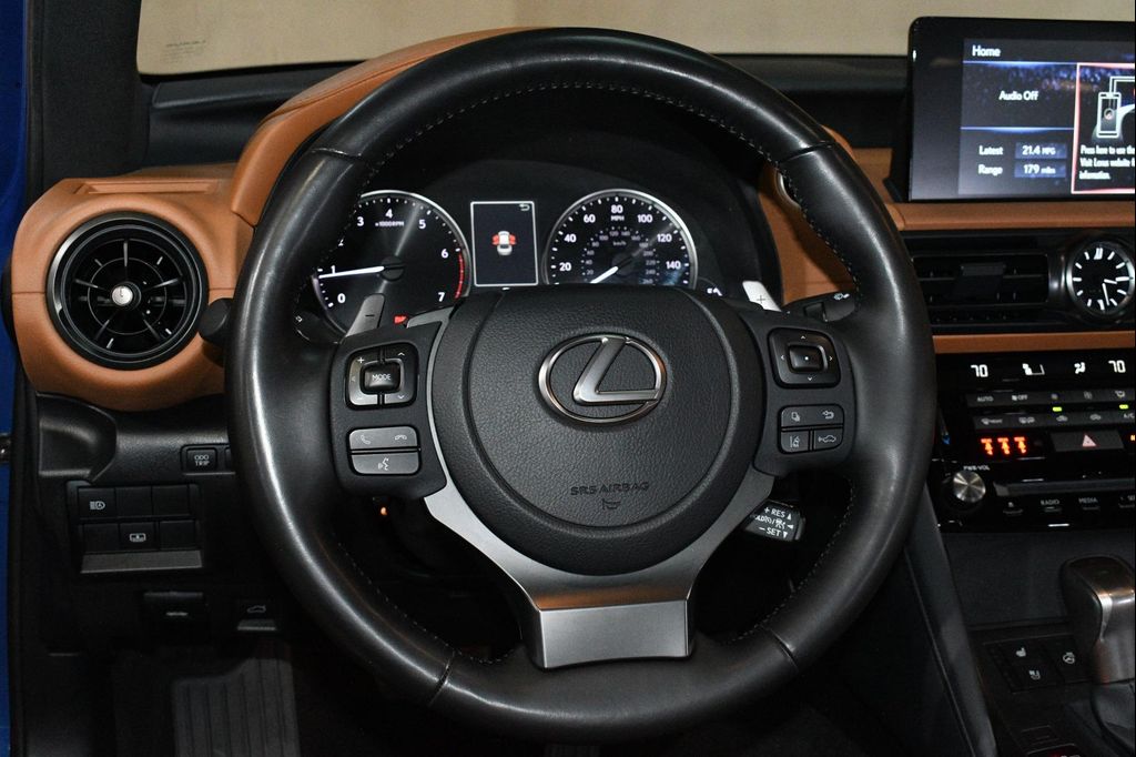 صورة مصغرة 23 لـ 2023 Lexus IS 300 BASE