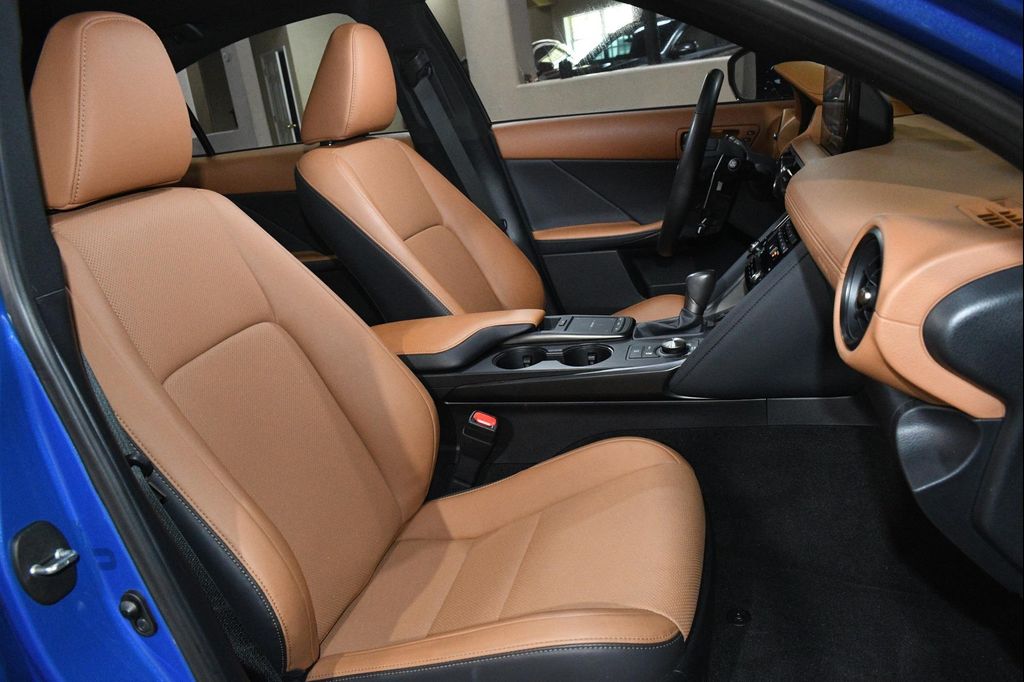 2023 Lexus IS 300 BASE 照片 8