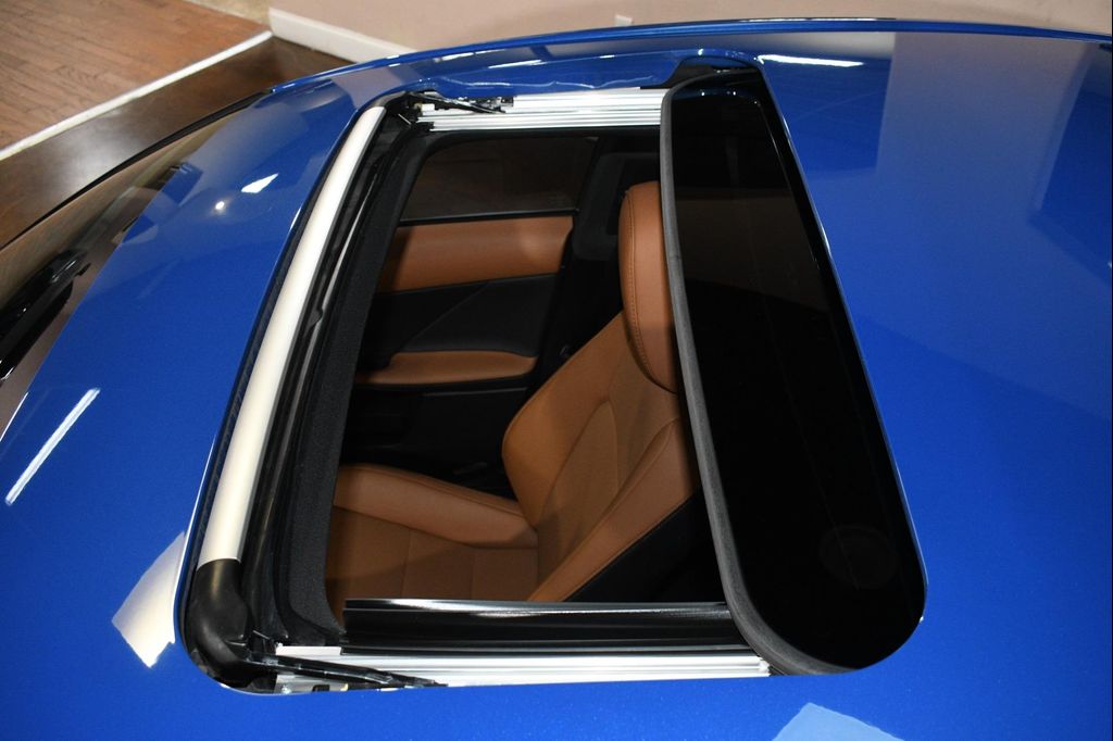 صورة مصغرة 50 لـ 2023 Lexus IS 300 BASE