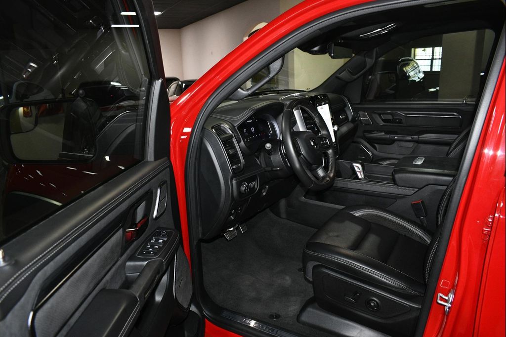 صورة مصغرة 45 لـ 2023 RAM 1500 TRX
