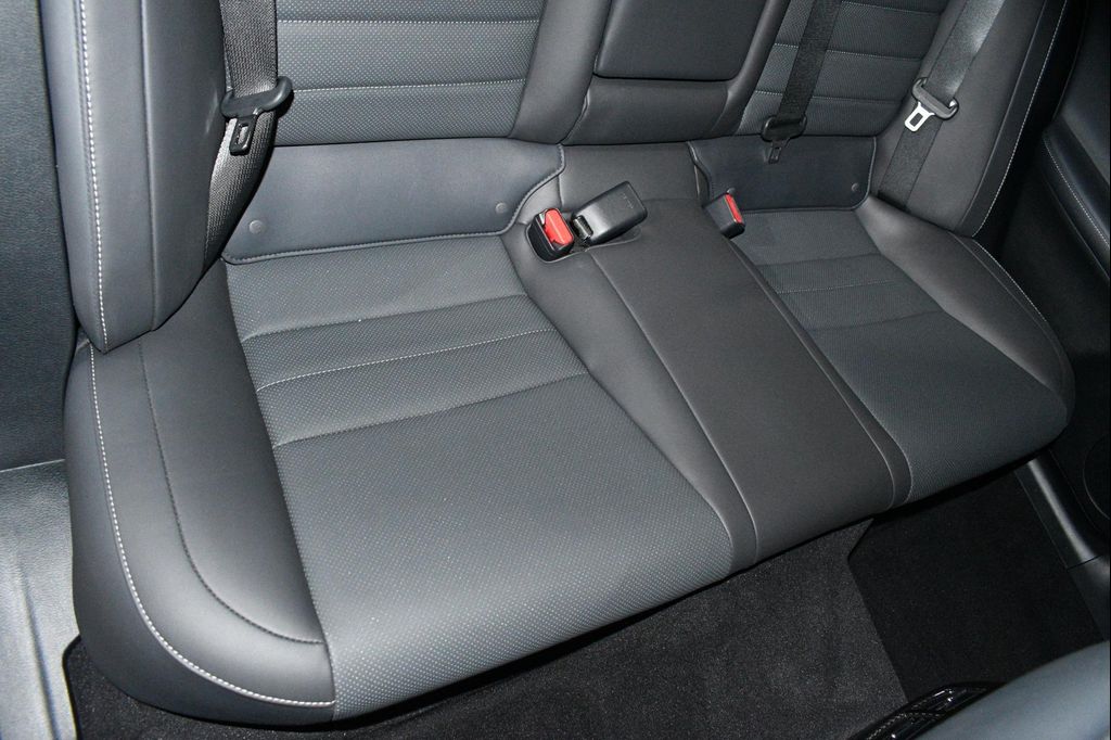 صورة مصغرة 20 لـ 2021 Lexus IS 350 BASE