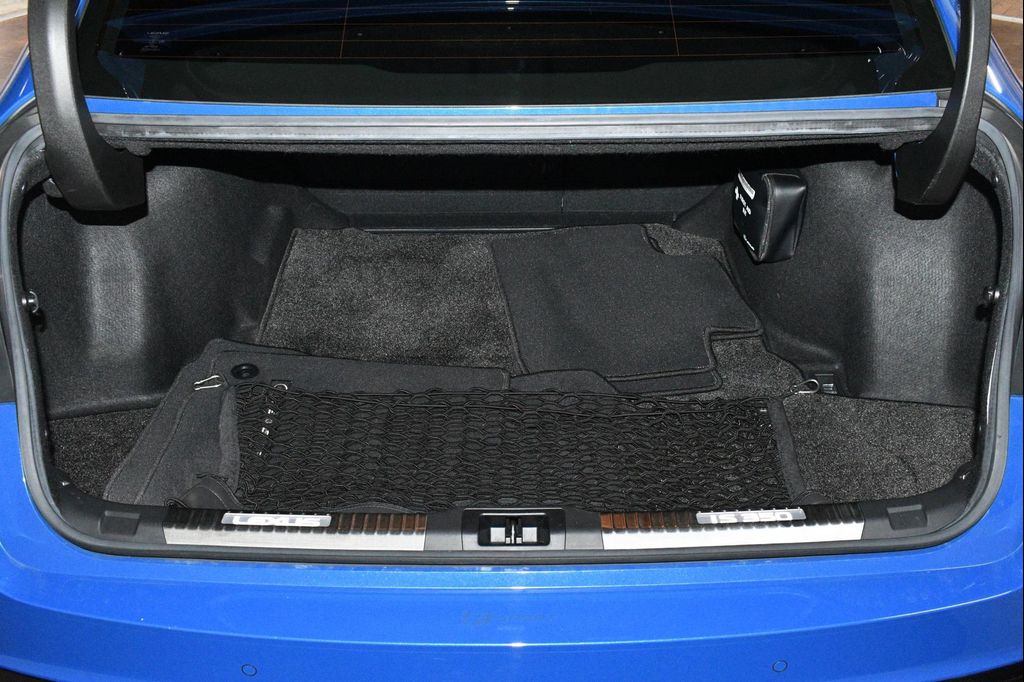 صورة مصغرة 95 لـ 2021 Lexus IS 350 BASE
