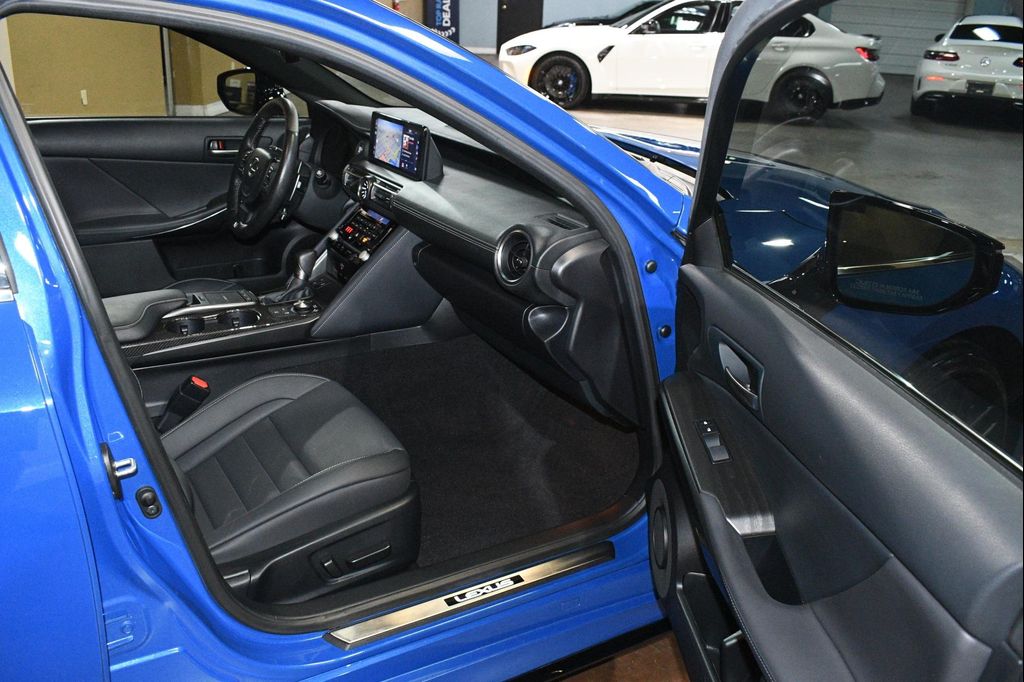 صورة مصغرة 46 لـ 2021 Lexus IS 350 BASE