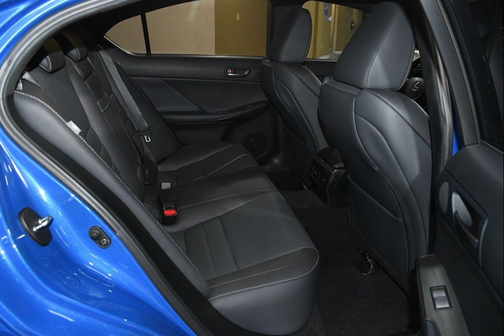 صورة مصغرة 48 لـ 2021 Lexus IS 350 BASE