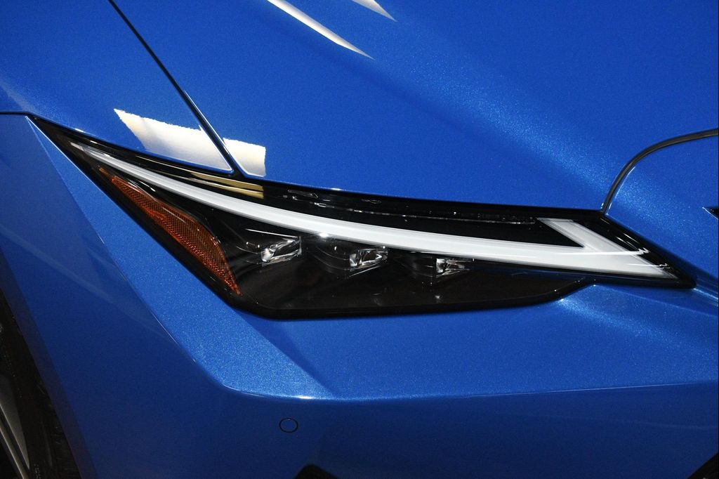 صورة مصغرة 58 لـ 2021 Lexus IS 350 BASE