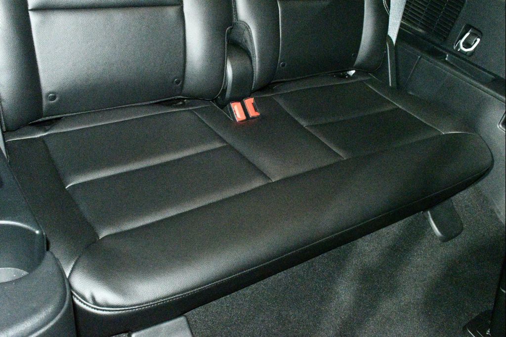 صورة مصغرة 24 لـ 2023 FORD EXPLORER ST