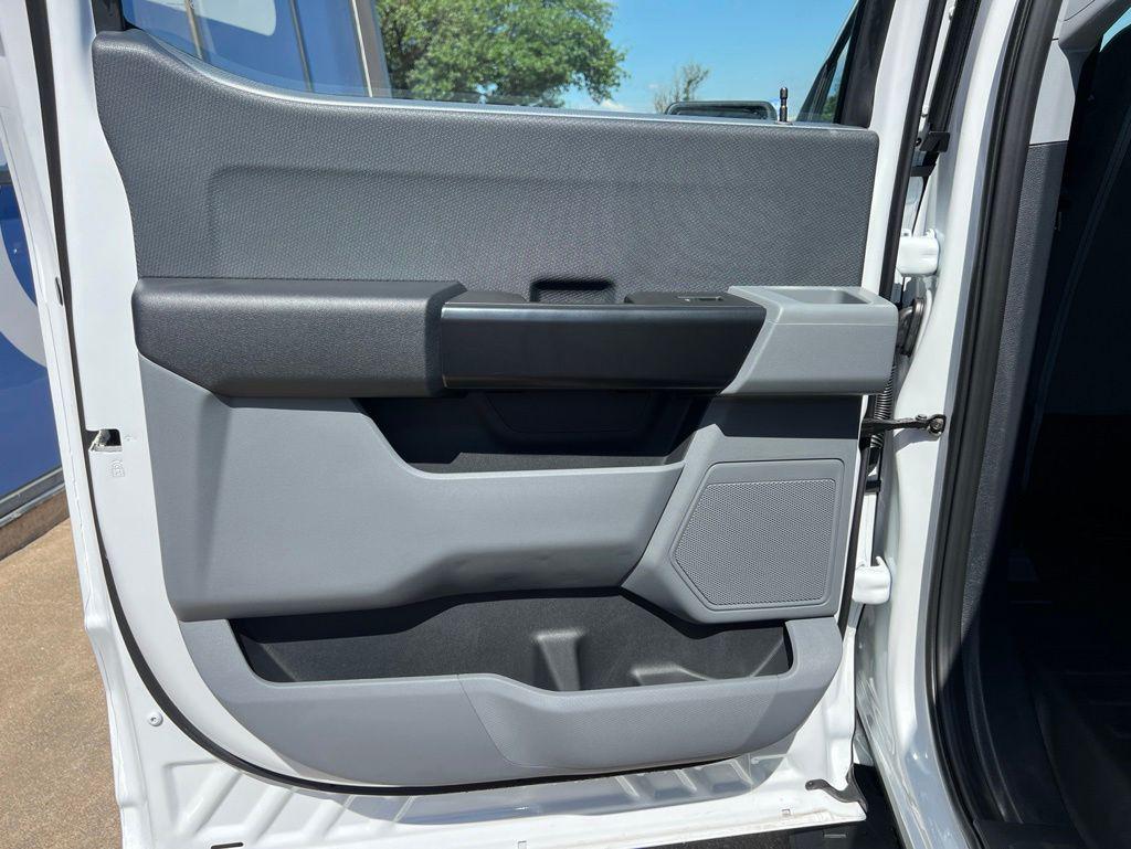 FORD F-150 XL - 8