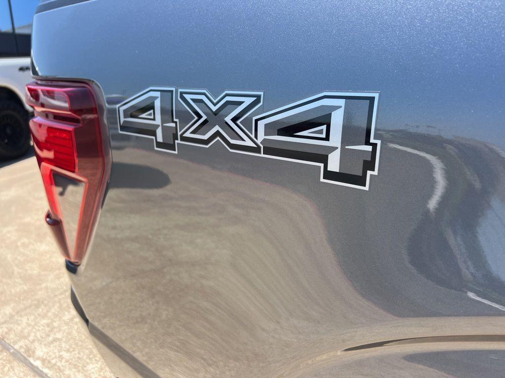 FORD F-150 STX - 9