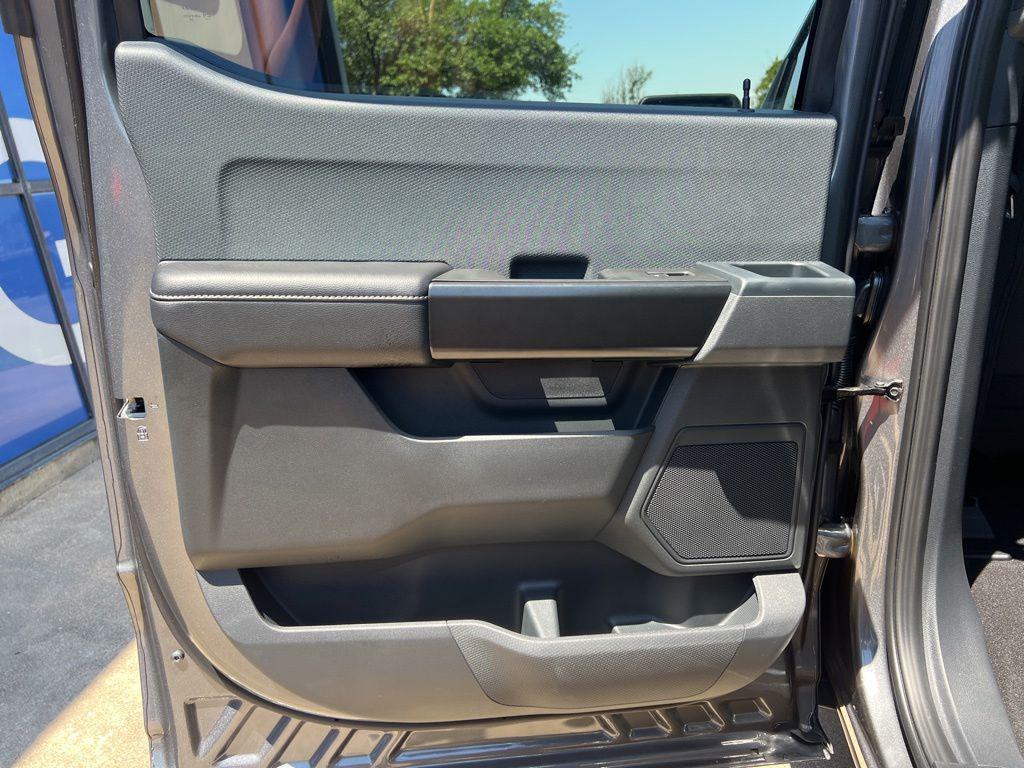 FORD F-150 STX - 10