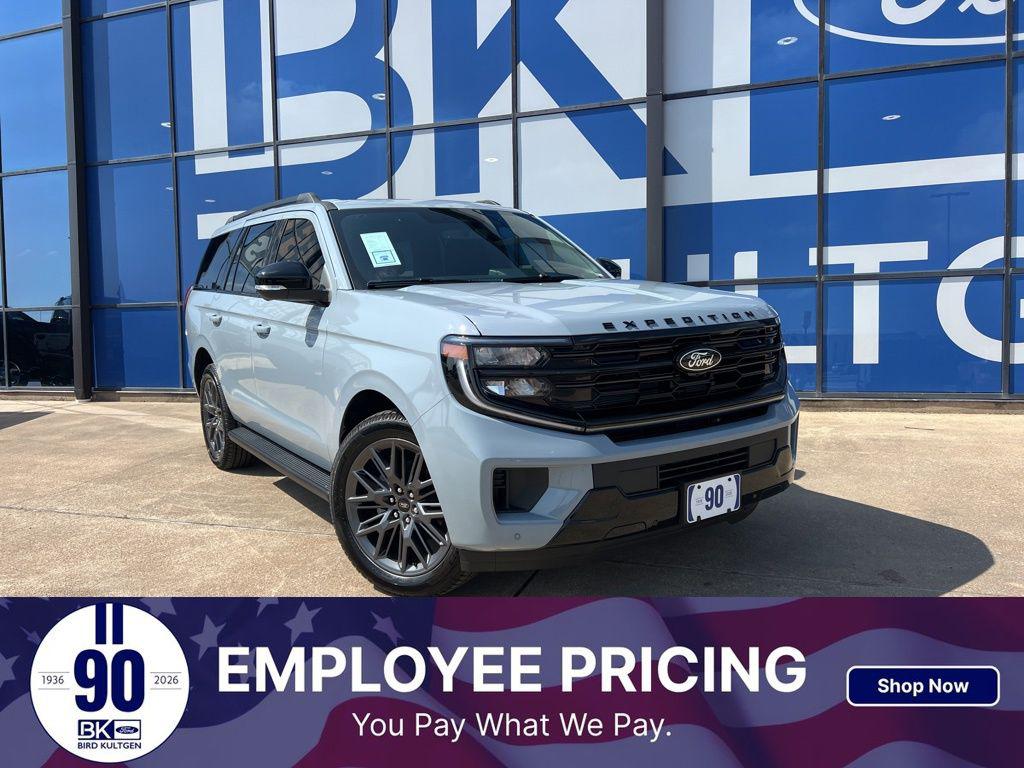 New 2026 Ford Expedition Platinum