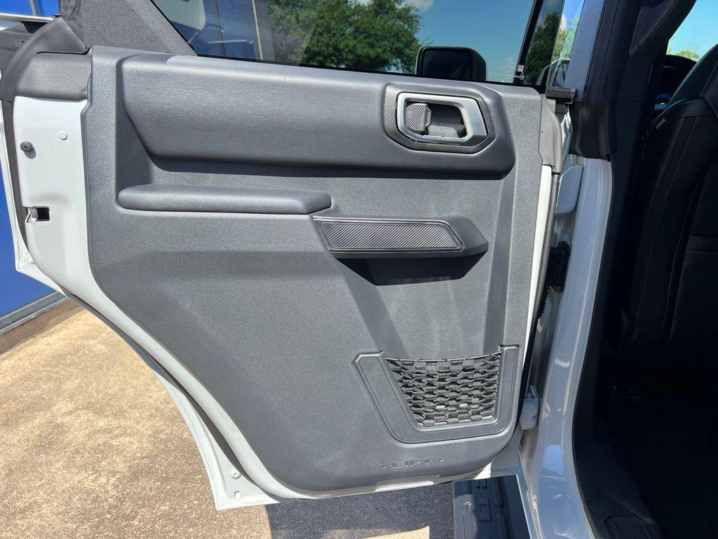 FORD BRONCO OUTER BANKS - 10