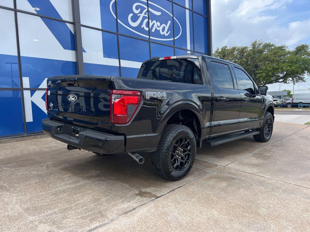 2026 FORD F-150 XLT — фото 7