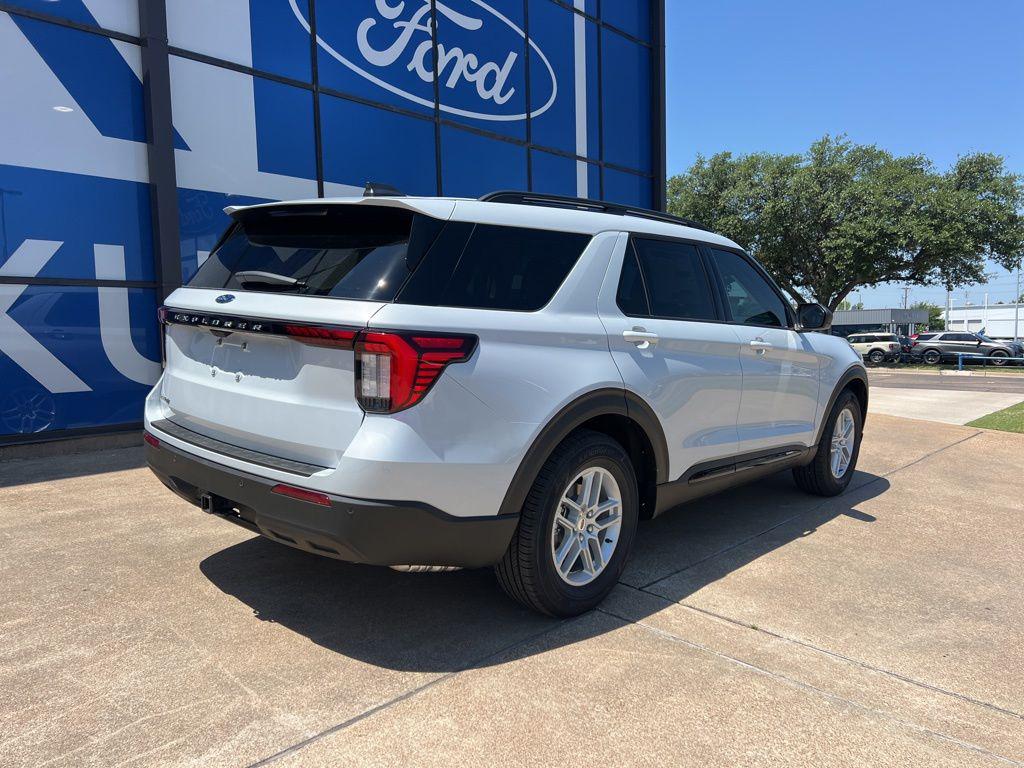 صورة 6 لـ 2026 FORD EXPLORER ACTIVE