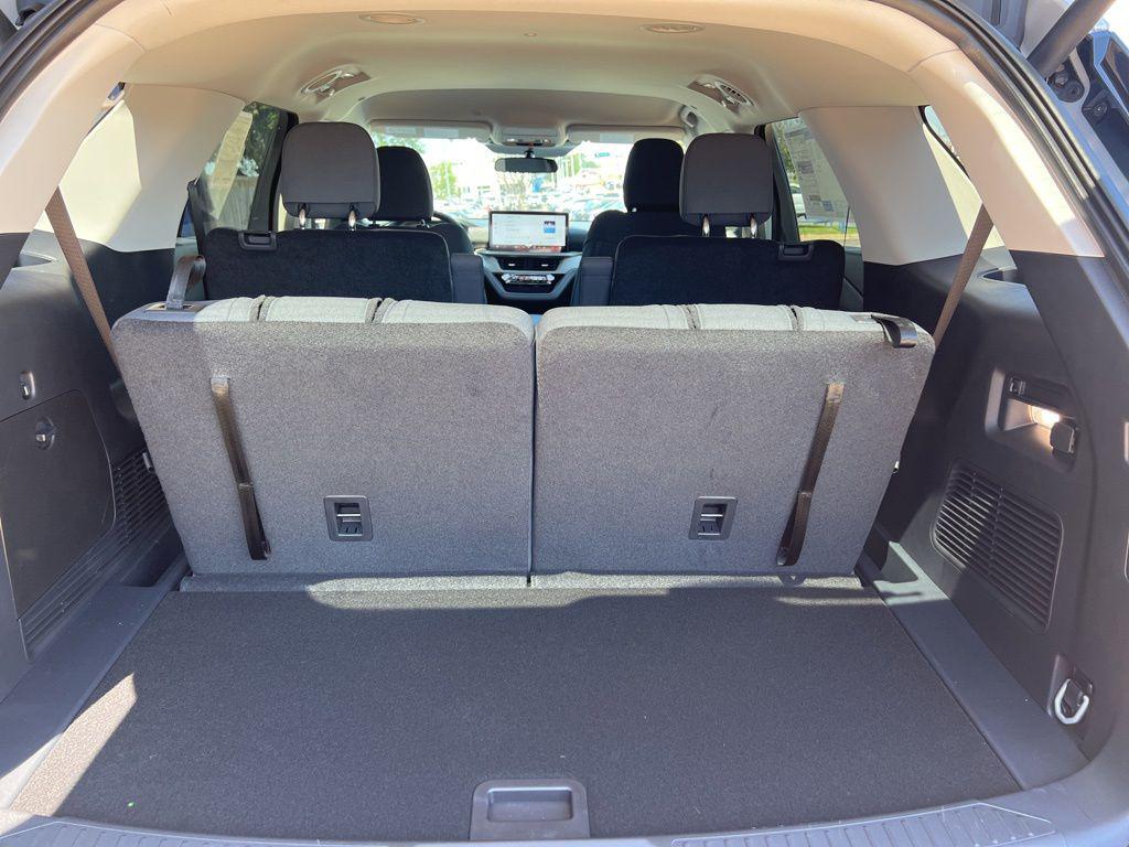 صورة 9 لـ 2026 FORD EXPLORER ACTIVE
