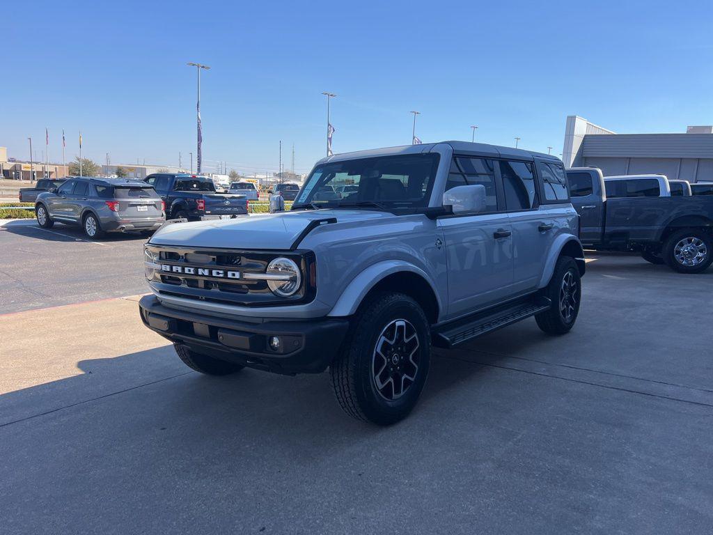 FORD BRONCO - 4