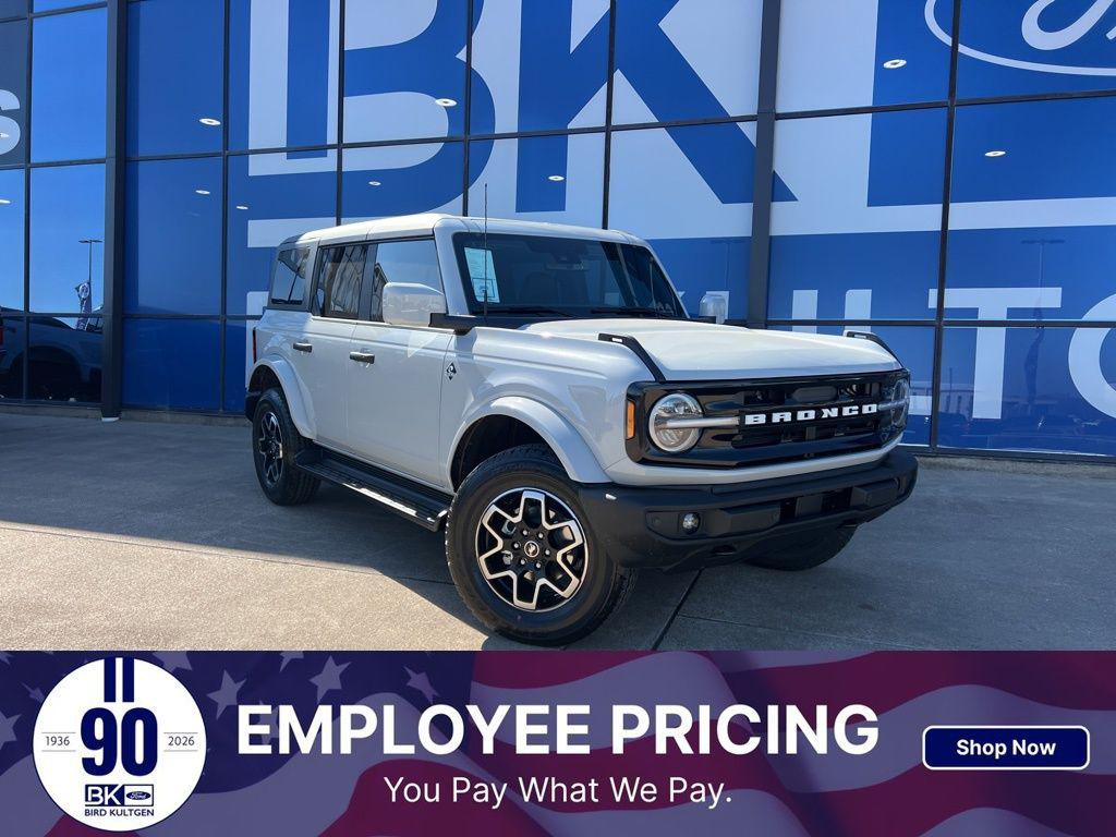 New 2026 Ford Bronco Outer Banks