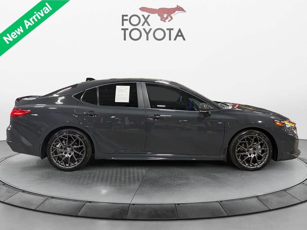 2025 Toyota CAMRY XSE 照片 7