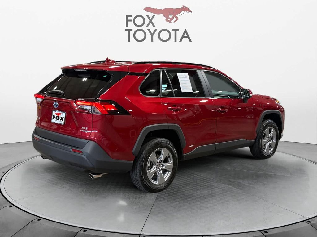2024 Toyota RAV4 HYBRID XLE 照片 6