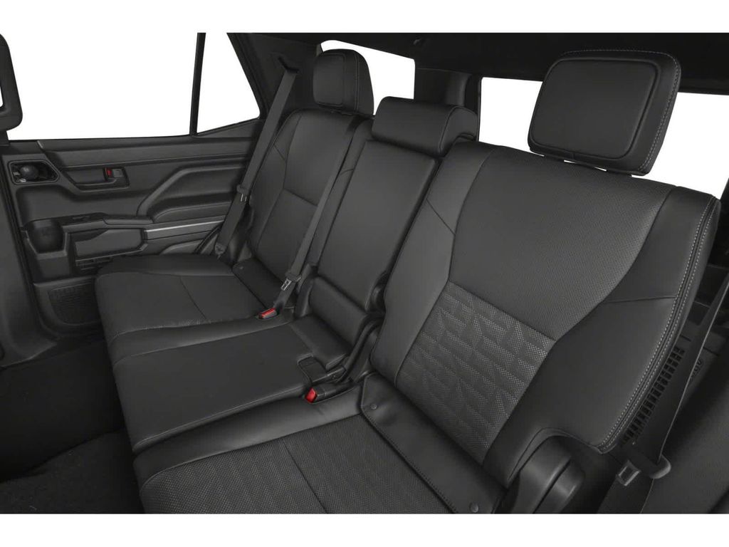 صورة 8 لـ 2026 Toyota 4RUNNER TRD OFF ROAD PREMIUM
