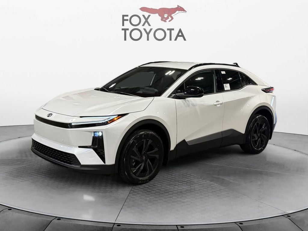 New 2026 Toyota C-HR SE
