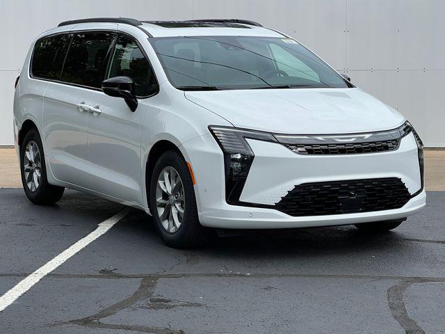 New 2027 Chrysler Pacifica Limited