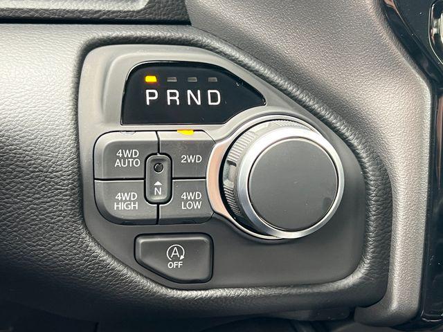 2026 RAM 1500 BIG HORN/LONE STAR — миниатюра 26