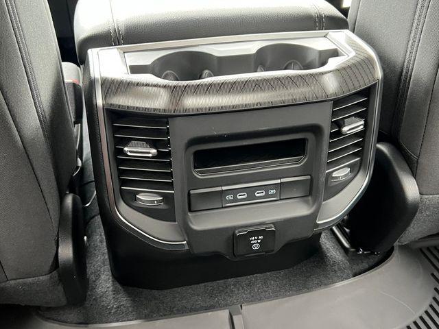 2026 RAM 1500 BIG HORN/LONE STAR — миниатюра 31