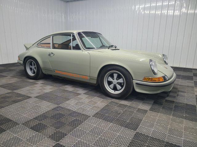Porsche 911 main image
