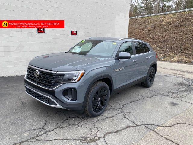 New 2026 Volkswagen Atlas Cross Sport 2.0T SE w/Technology 4MOTION