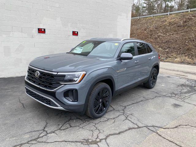 New 2026 Volkswagen Atlas Cross Sport 2.0T SE w/Technology 4MOTION