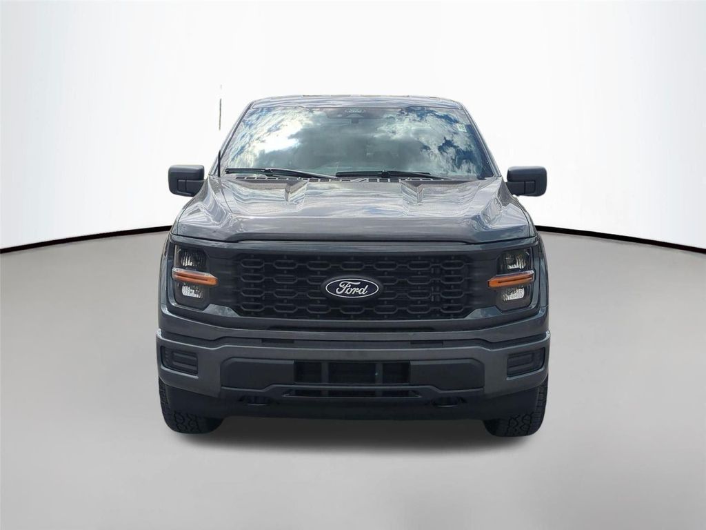 صورة 8 لـ 2026 FORD F-150 STX
