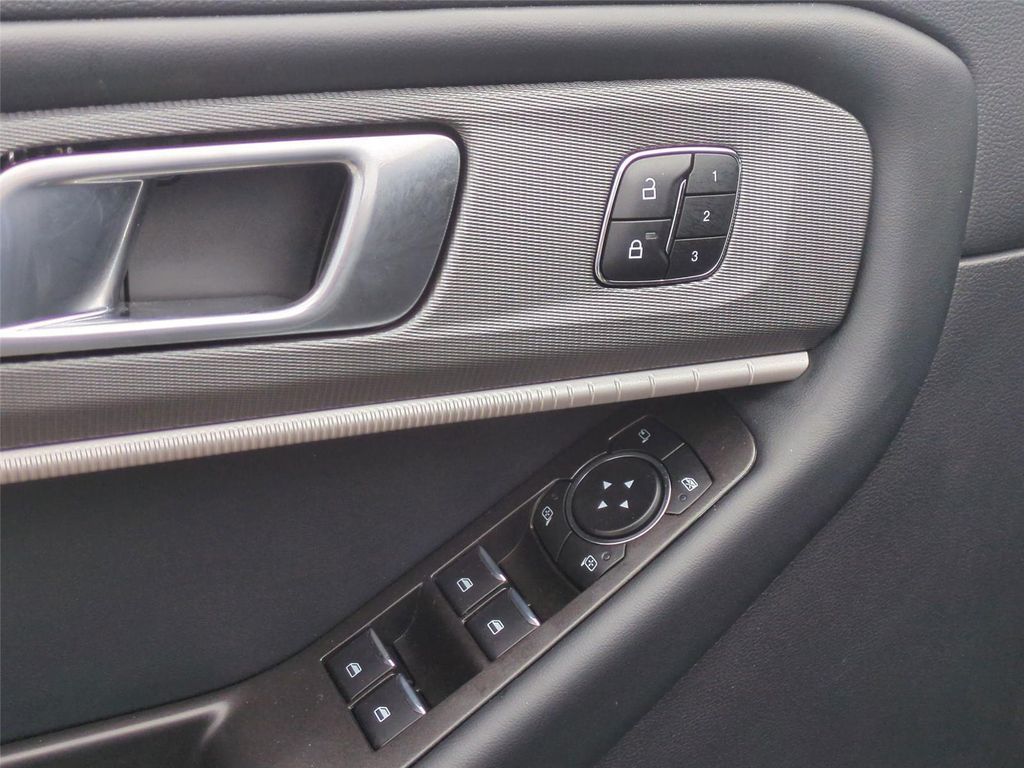 2025 FORD EXPLORER ST — миниатюра 16