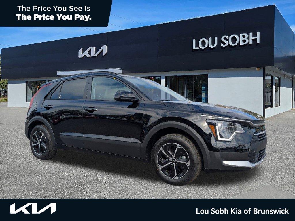 New 2025 Kia Niro LX