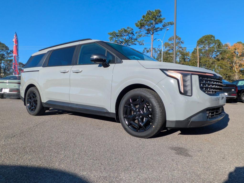 New 2026 Kia Carnival SX