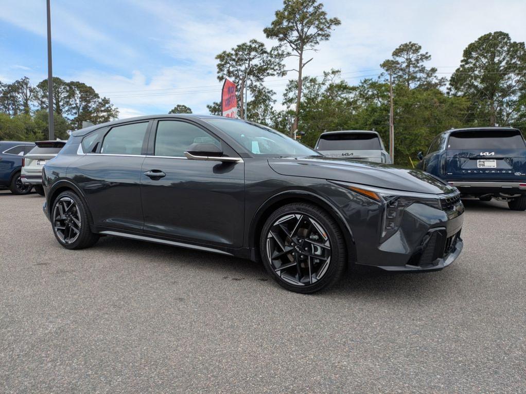 New 2026 Kia K4 GT-LINE