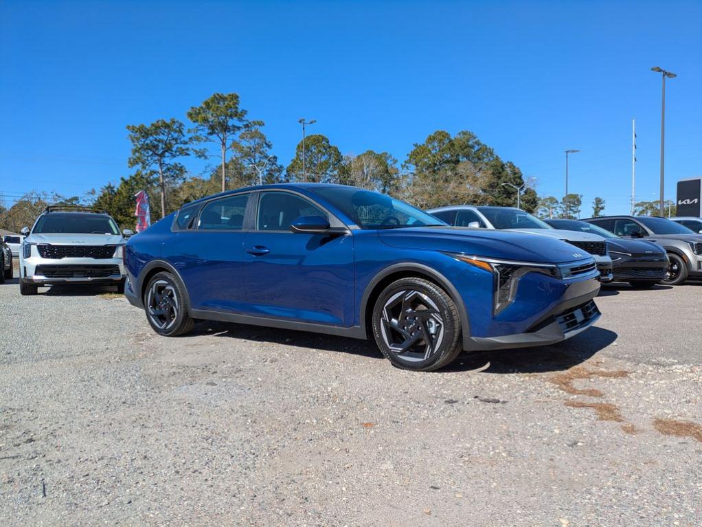 New 2025 Kia K4 EX