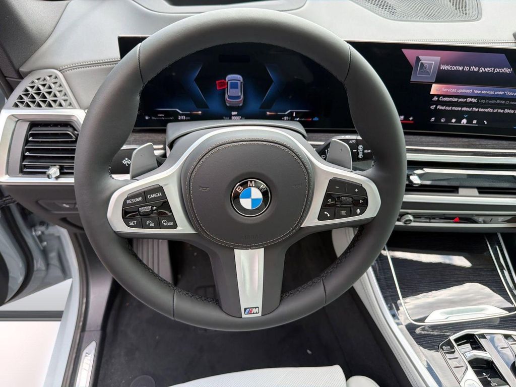 صورة مصغرة 17 لـ 2026 BMW X5 XDRIVE40I