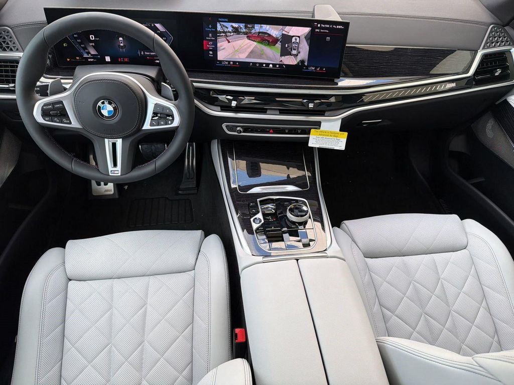 صورة مصغرة 16 لـ 2026 BMW X5 M60I