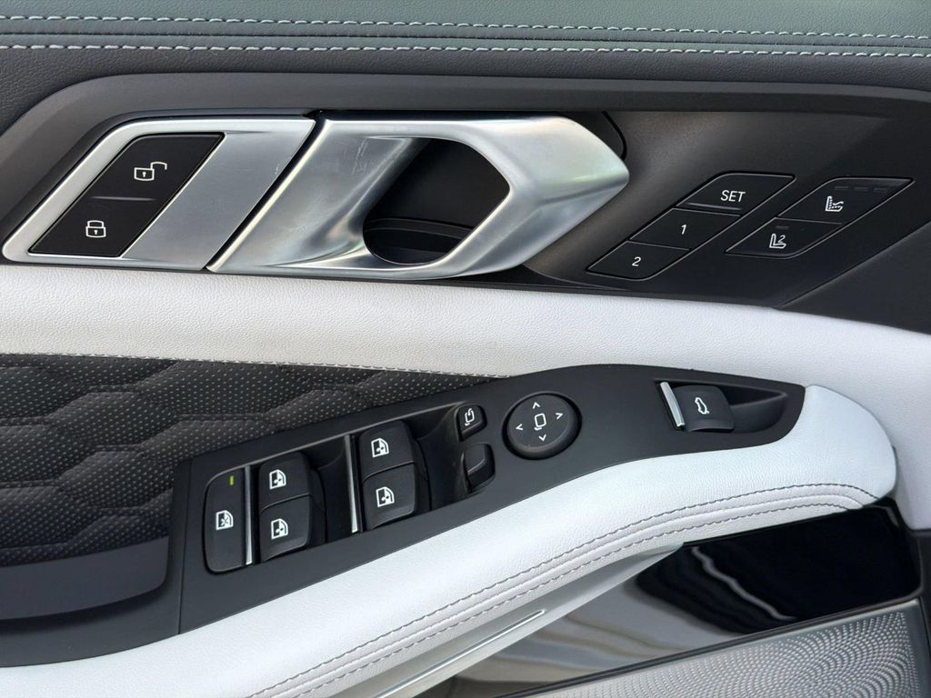 2026 BMW X5 M BASE 缩略图 20