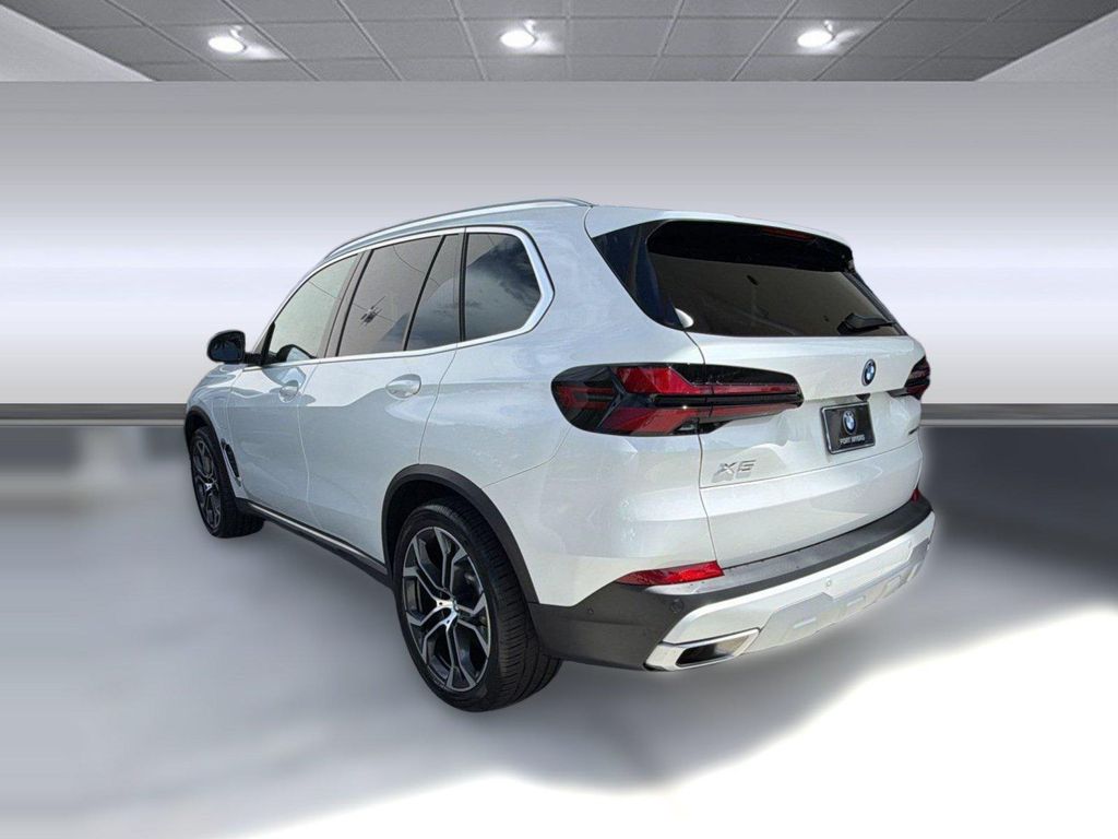 2026 BMW X5 PHEV XDRIVE50E 缩略图 3