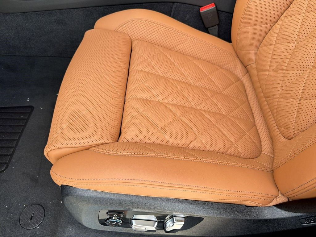 صورة مصغرة 14 لـ 2026 BMW X5 XDRIVE40I