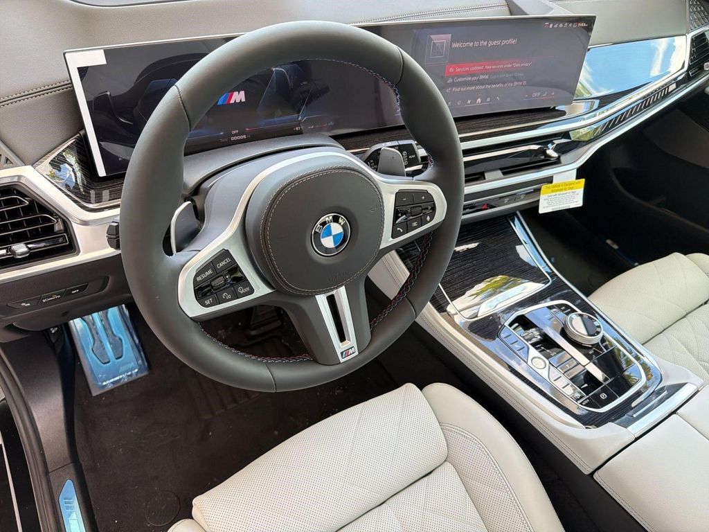 2026 BMW X5 M60I 缩略图 4
