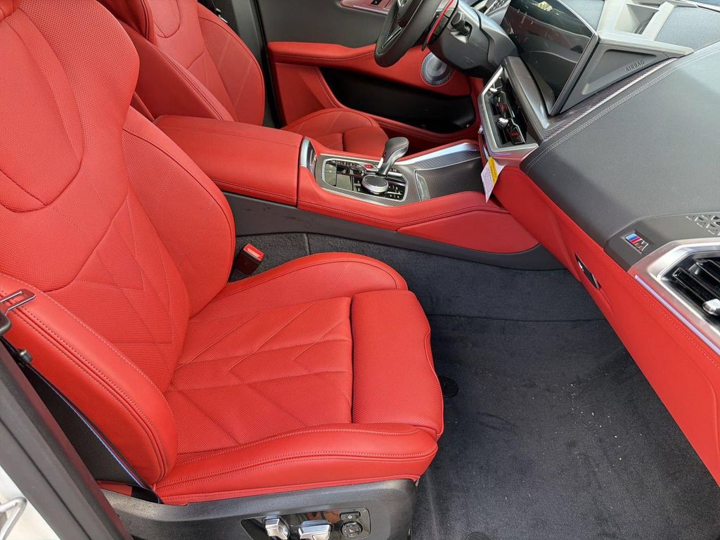 2026 BMW XM LABEL 缩略图 27