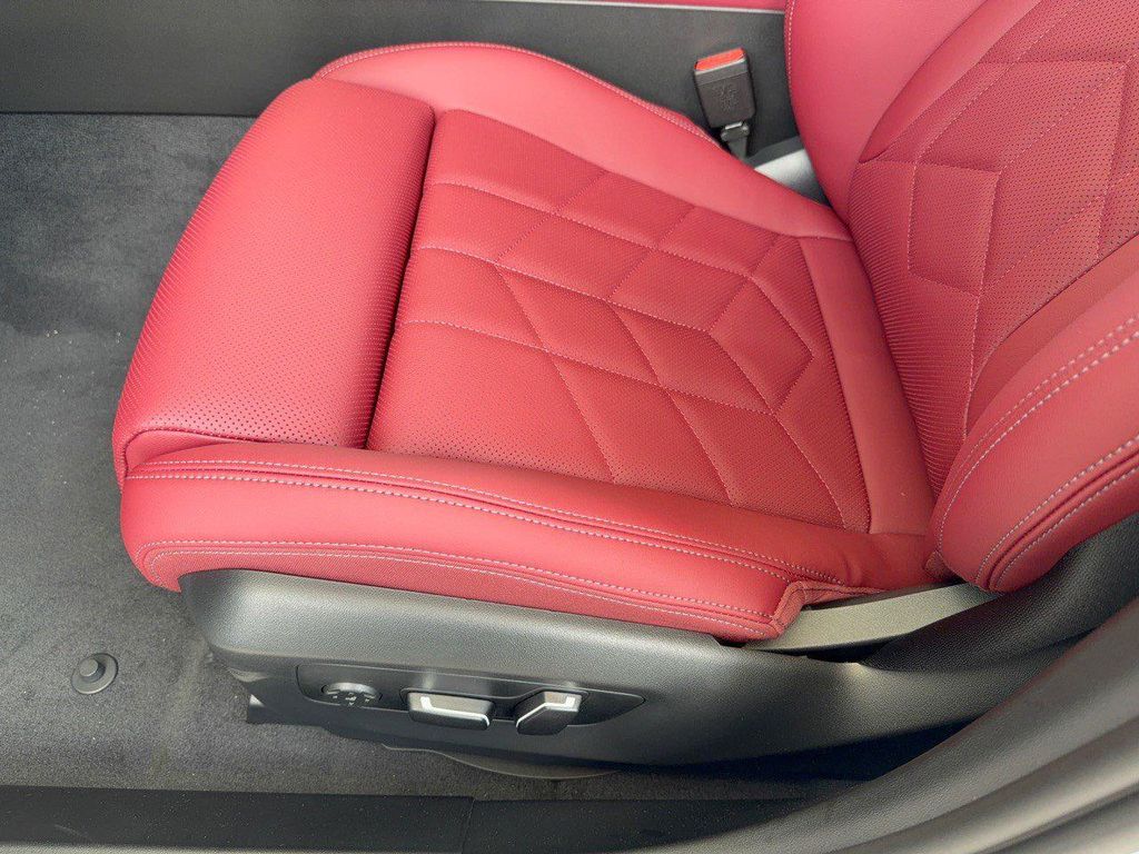 2027 BMW 530 I XDRIVE 缩略图 16
